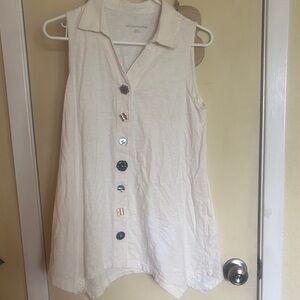 Soft Surroundings Ivory Sleeveless Blouse with Unique Buttons